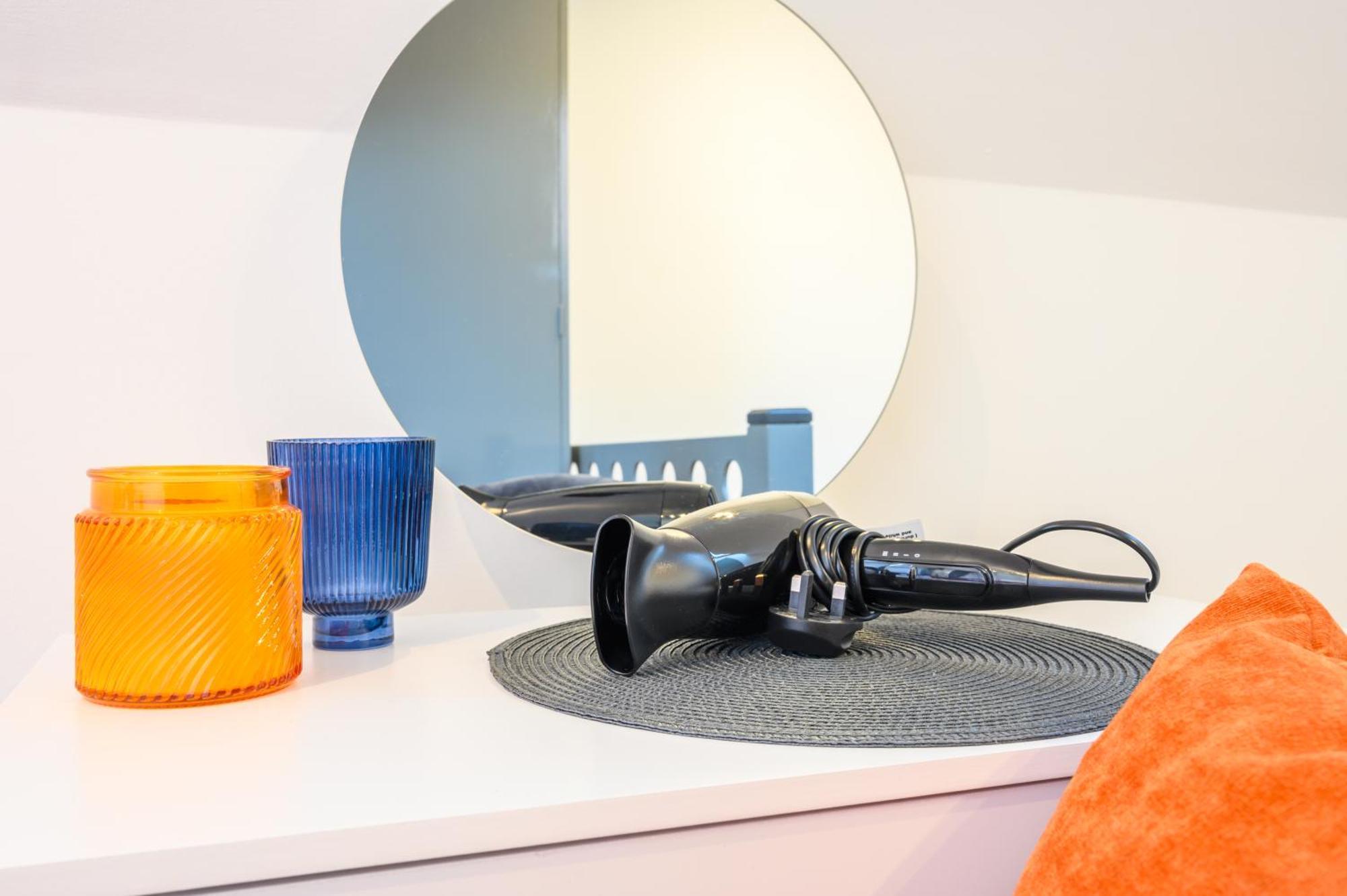 Llandaff Lofts By Ty Sa - 2 Bed With Terrace - Wifi Apartment Кардиф Екстериор снимка
